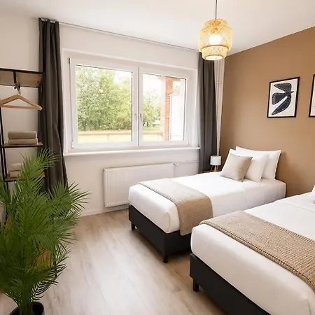 Für Berufstätige Mit 5 Einzelbetten, Smart Tv, Küche, Wifi, Balkon, Wama * Halle (Saale)