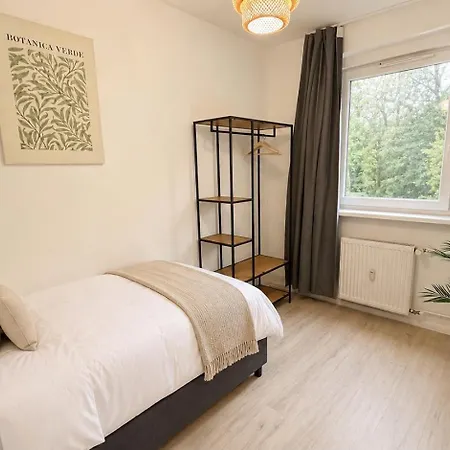 Für Berufstätige Mit 5 Einzelbetten, Smart Tv, Küche, Wifi, Balkon, Wama Apartment *