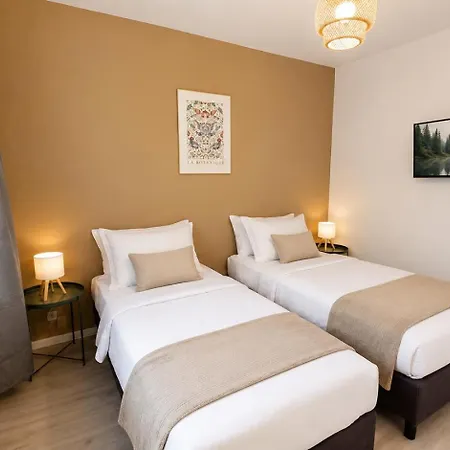 Für Berufstätige Mit 5 Einzelbetten, Smart Tv, Küche, Wifi, Balkon, Wama *